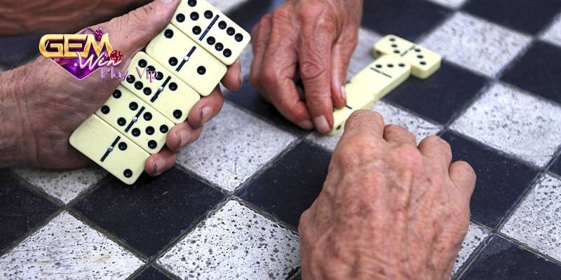 Tổng quan về bài Domino Gemwin